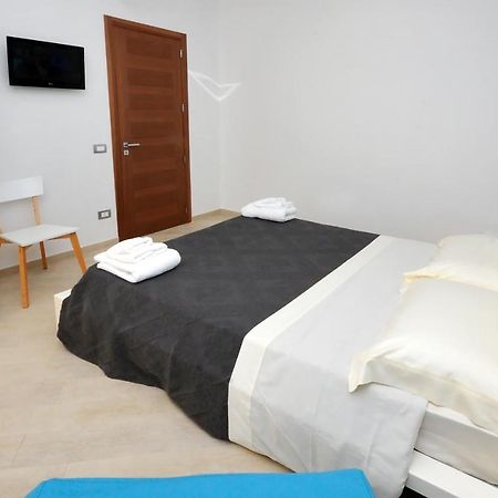 Bed and Breakfast La Darsena Gallipoli Habitación foto
